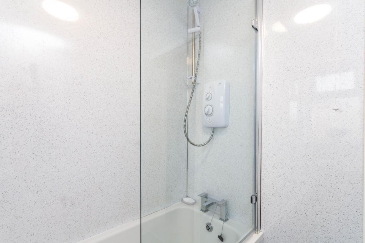 Grampian Serviced Apartments - Park View Elgin Bagian luar foto